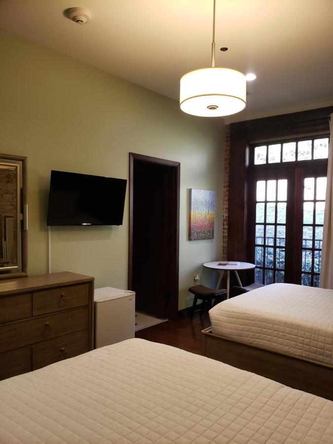 Hotel Hale Hot Springs Bagian luar foto